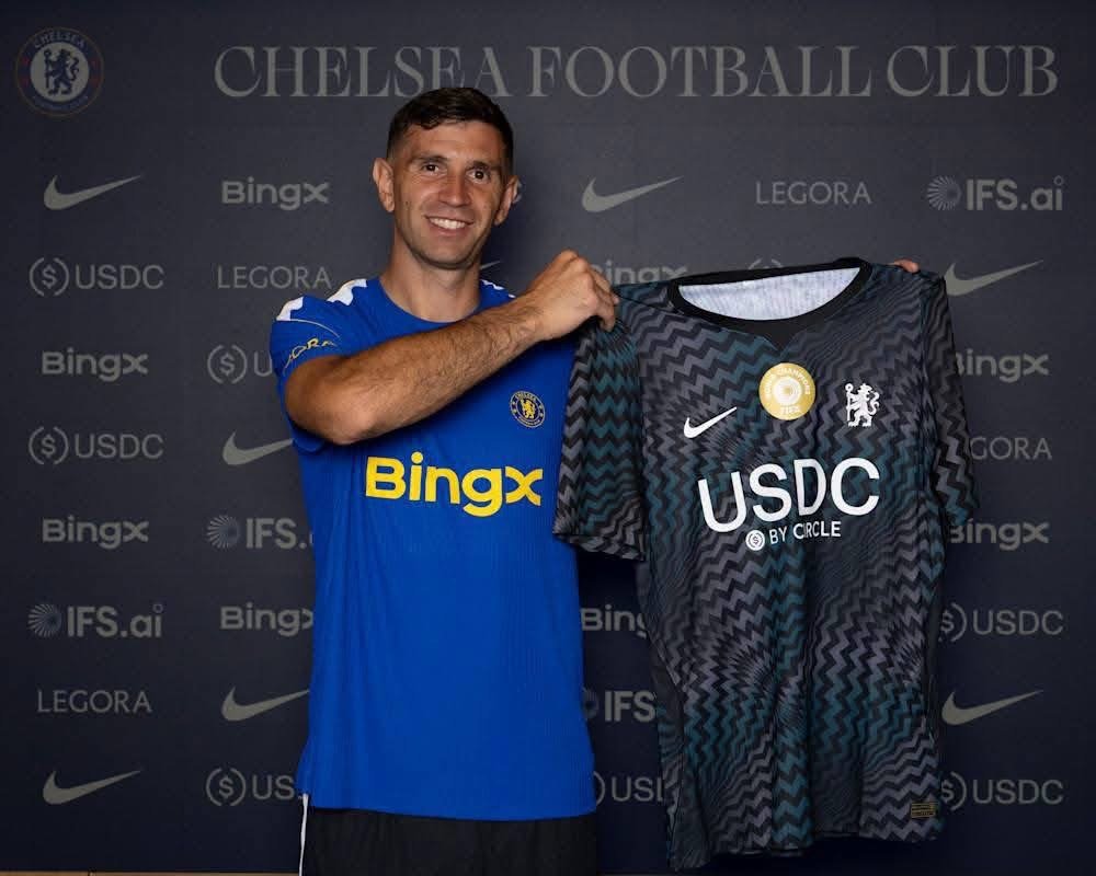 Argentine Goalkeeper Emiliano Martinez officially joins Chelsea from Aston Villa 