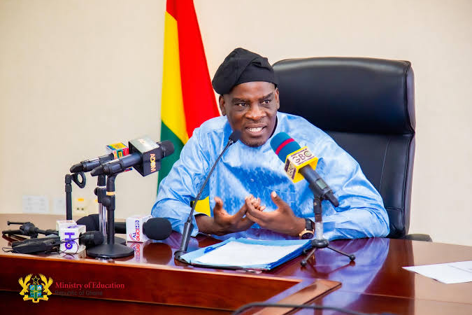 Education Minister orders suspension of Obuasi SHS headmaster over alleged sexual misconduct