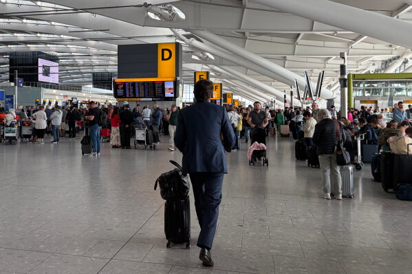 Heathrow, Gatwick hit by air traffic control problems as hundreds of flights disrupted